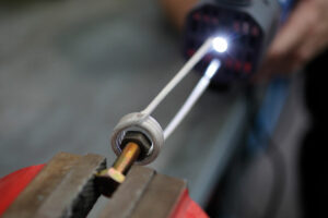 HEAT INDUCTOR