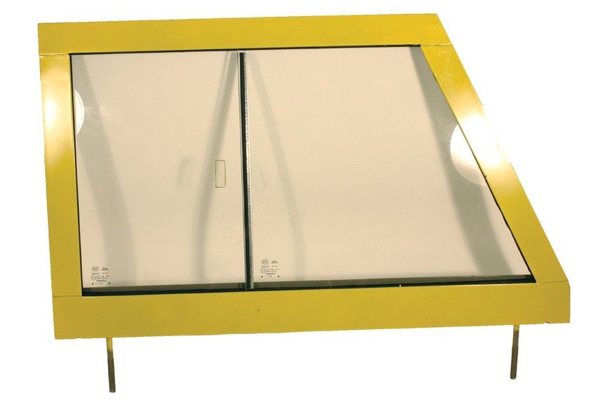 RH DOOR TOP WITH GLASS